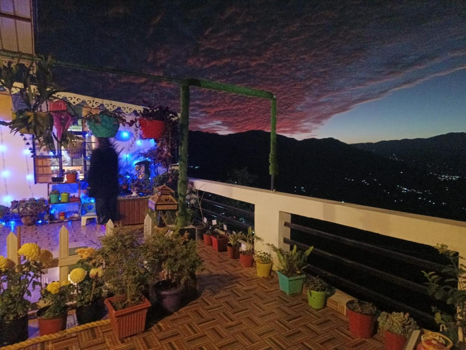 The Sunset Nest Offbeat Homestay Darjeeling  Exterior foto